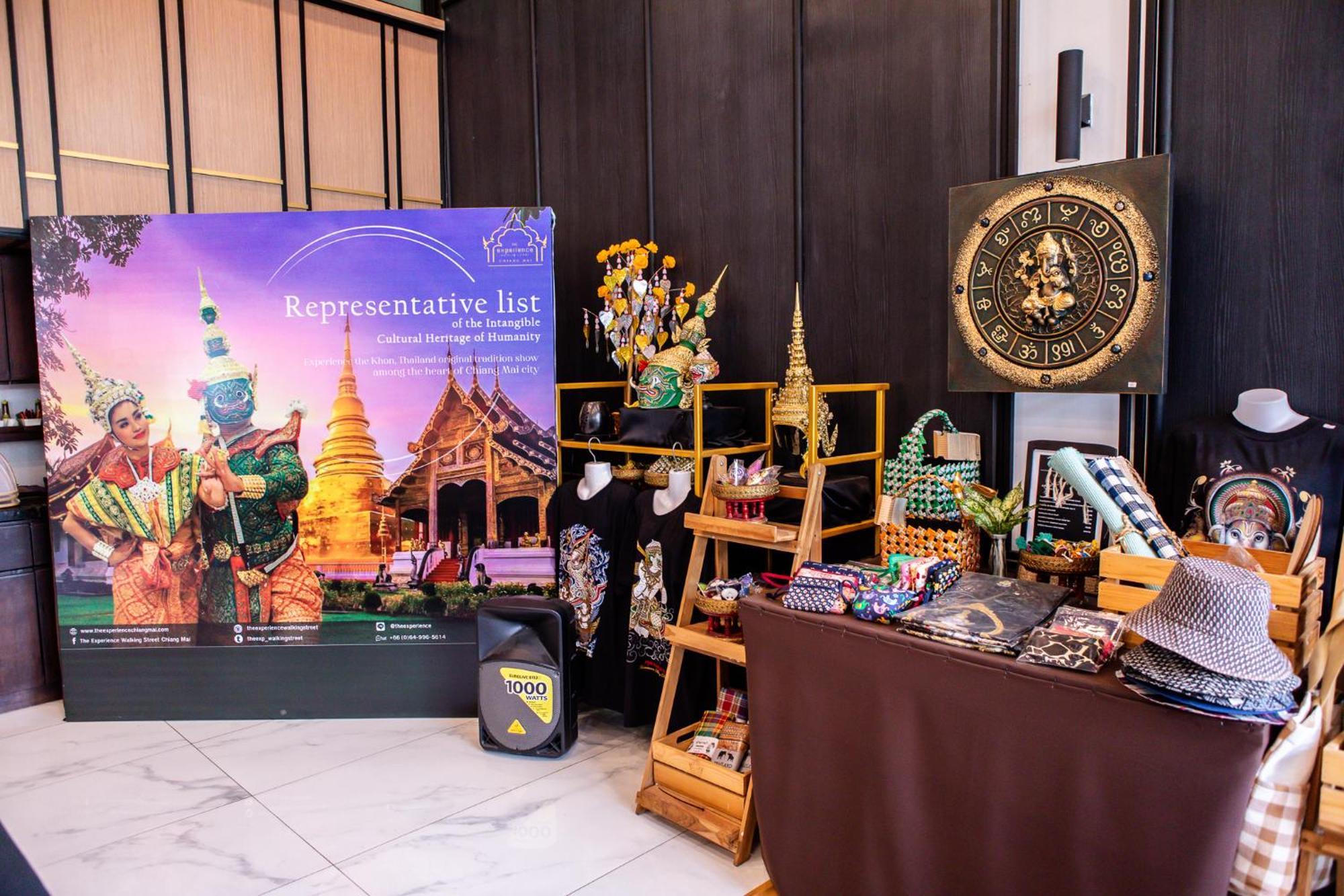 The Experience Walking Street Chiang Mai Exterior foto