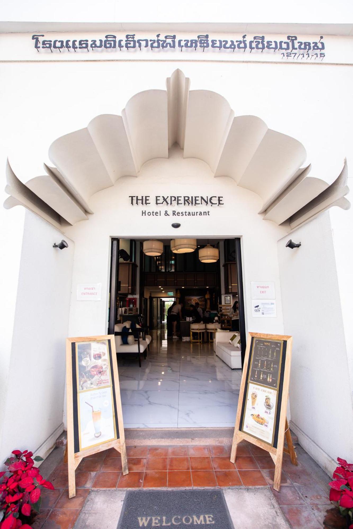 The Experience Walking Street Chiang Mai Exterior foto