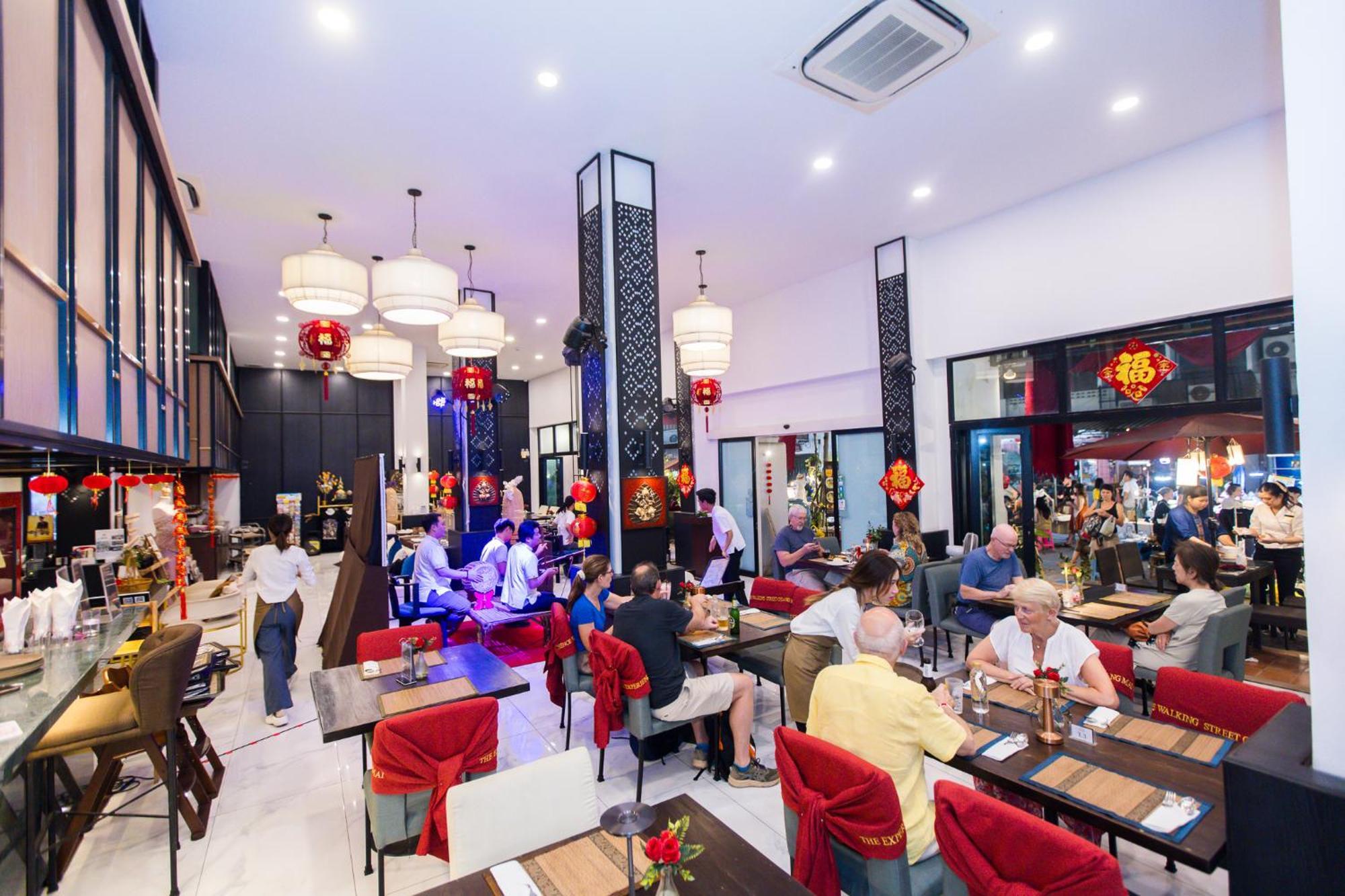The Experience Walking Street Chiang Mai Exterior foto