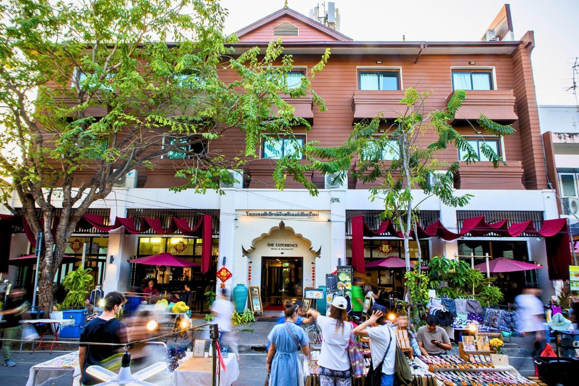 The Experience Walking Street Chiang Mai Exterior foto