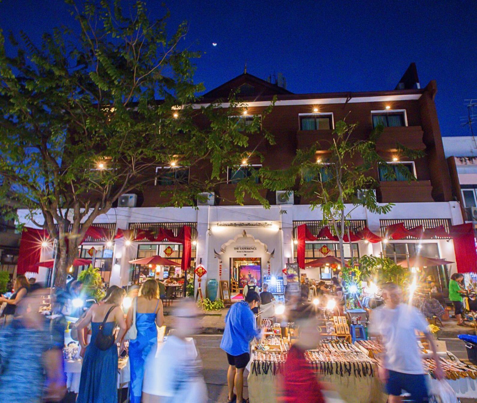 The Experience Walking Street Chiang Mai Exterior foto